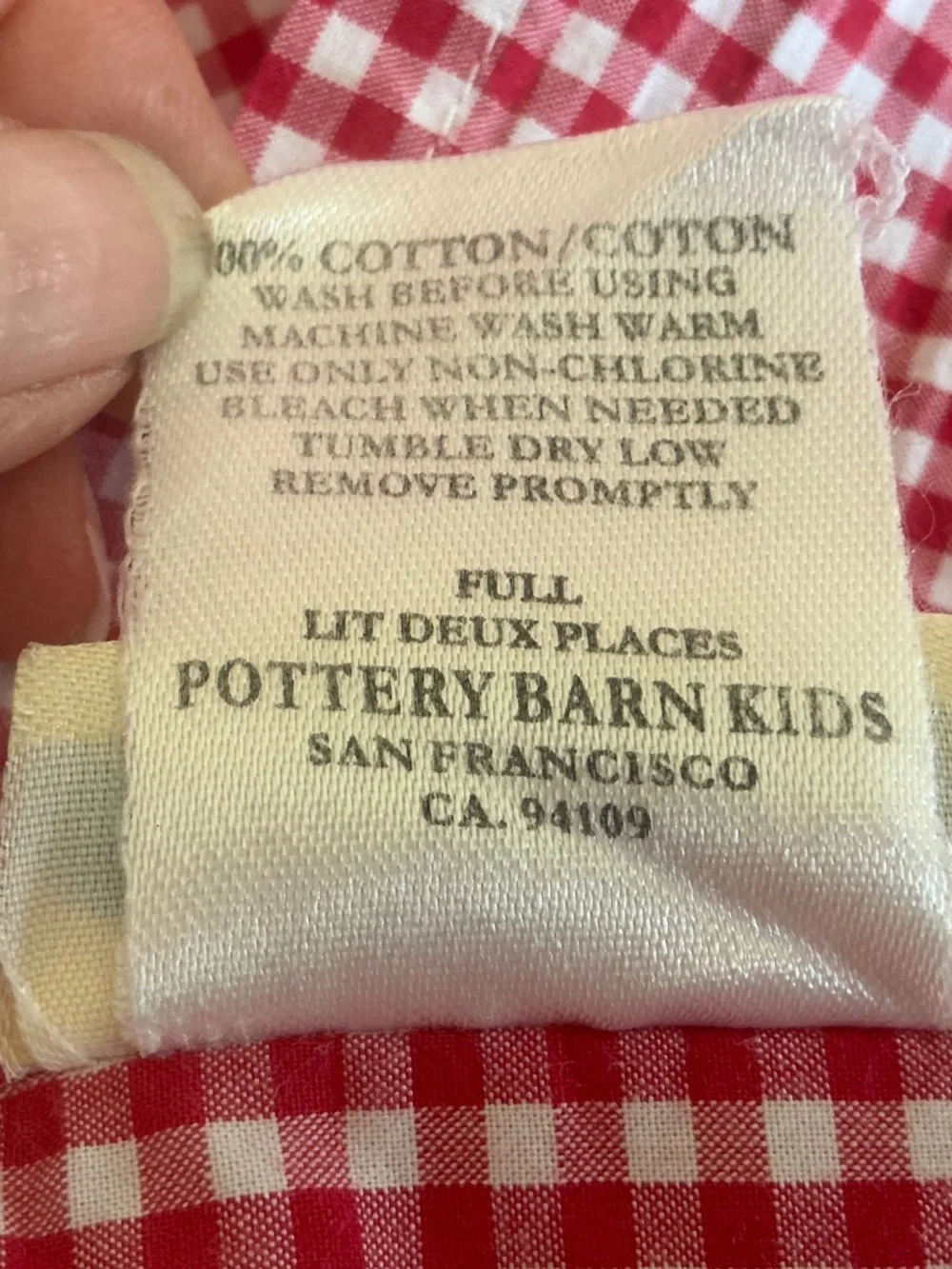 Pottery Barn Kids Red and White Gingham Check Full Flat Sheet
